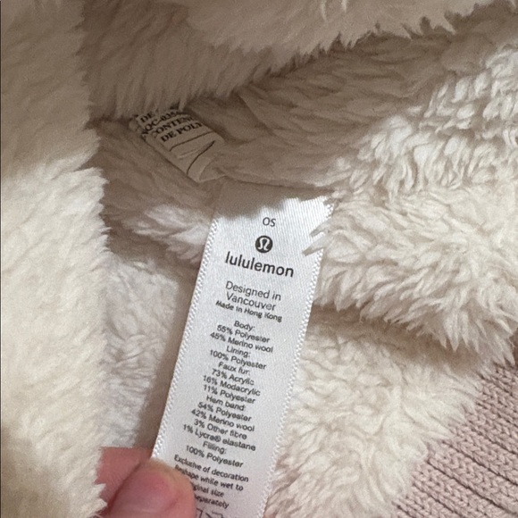 Lululemon Pink Beanie - Picture 4 of 5